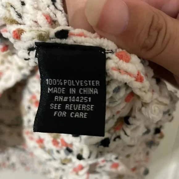 Moon & Madison Confetti Sweater Size XS - Picture 5 of 5